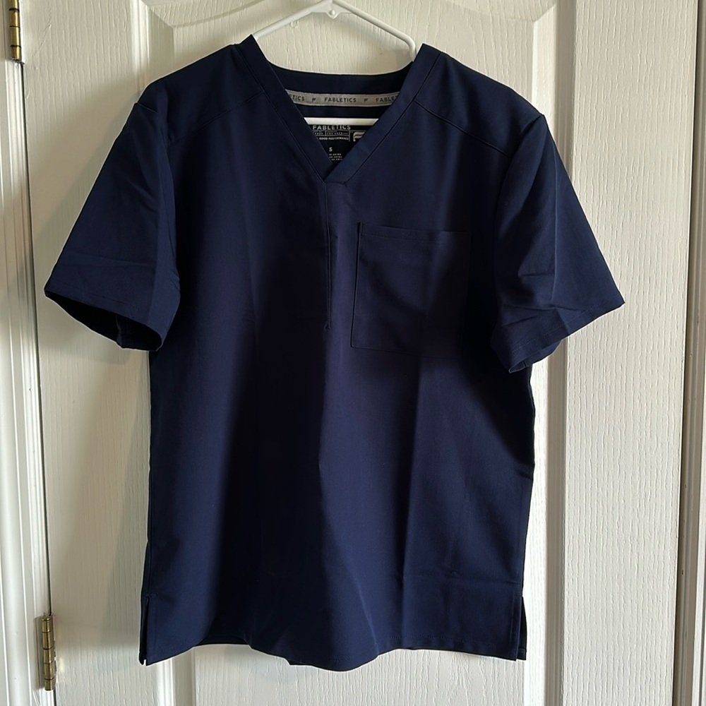 Fabletics Navy Dark Blue Men's Helix 1-Pocket Scrub Top